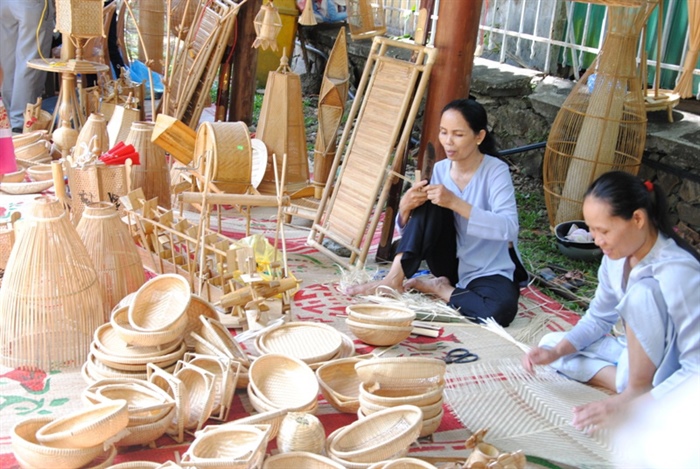 Diverses activités attrayantes prévues au Festival des métiers traditionnels de Huê 2021